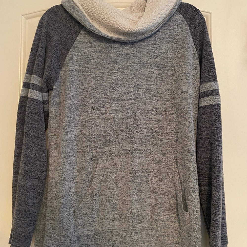 Cowl neck sweater/sweatshirt with front pocket and fleece lined neck